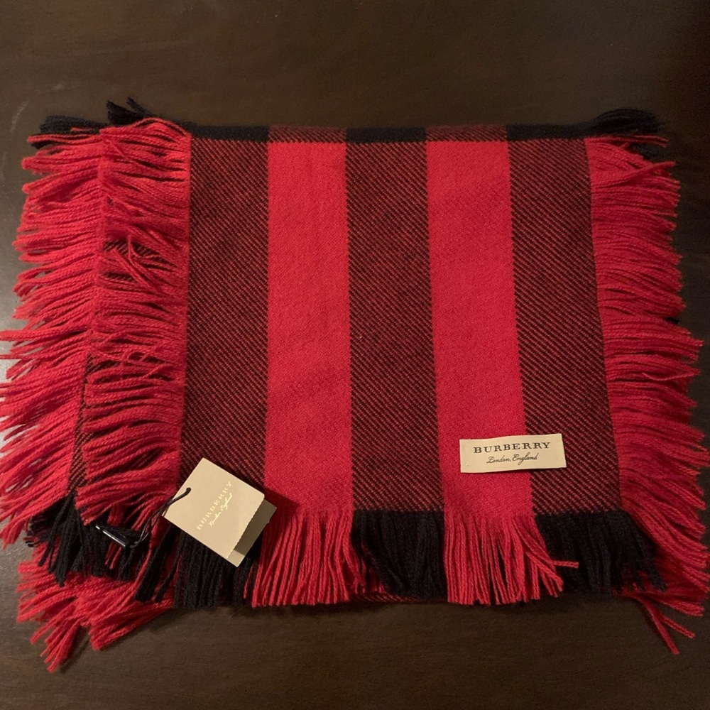 Burberry Half Mega Fashion Wool Fringe Scarf 🧣